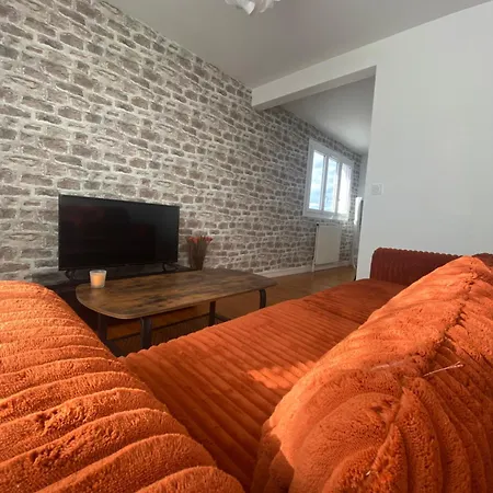 Apartment Volcan Ocre-4 Pers-spacieux Et Chaleureux - Parking Privatif - Proches Axes, Commerces Et Services - Check In 24-24