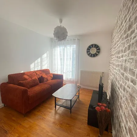 Apartment Volcan Ocre-4 Pers-spacieux Et Chaleureux - Parking Privatif - Proches Axes, Commerces Et Services - Check In 24-24 Lempdes