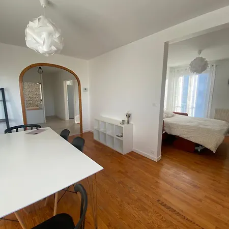 Volcan Ocre-4 Pers-spacieux Et Chaleureux - Parking Privatif - Proches Axes, Commerces Et Services - Check In 24-24 Apartment