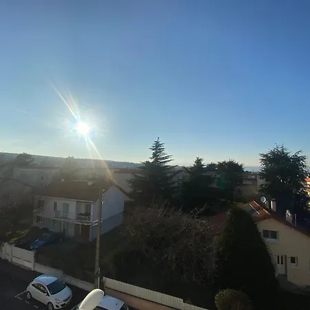 Apartment Volcan Ocre-4 Pers-spacieux Et Chaleureux - Parking Privatif - Proches Axes, Commerces Et Services - Check In 24-24 Lempdes