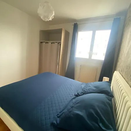 Volcan Ocre-4 Pers-spacieux Et Chaleureux - Parking Privatif - Proches Axes, Commerces Et Services - Check In 24-24 Apartment *